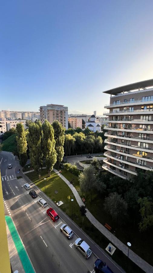 Gavas Near Arena *